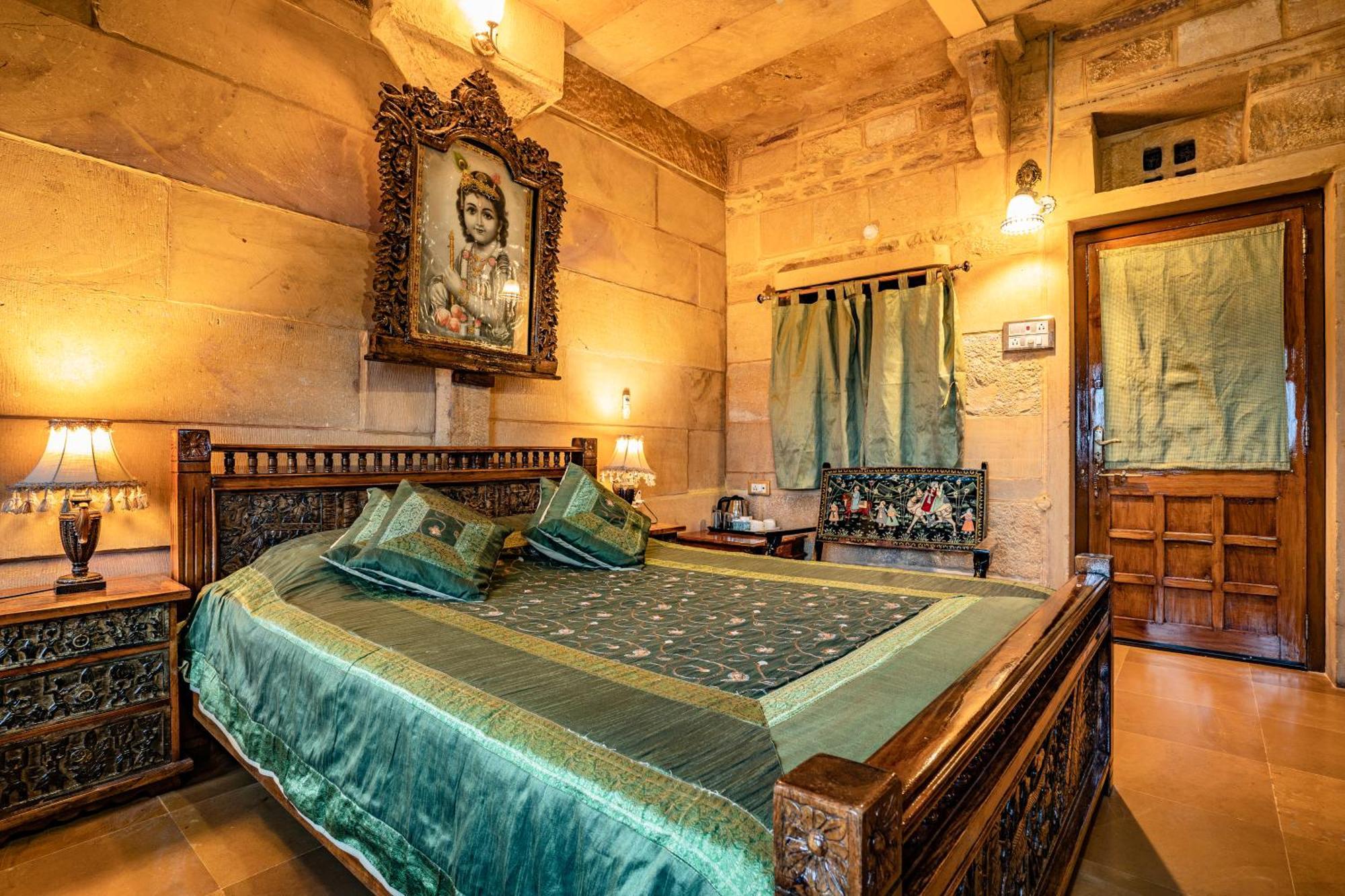 Hotel Garh Jaisal Haveli Jaisalmer Bagian luar foto